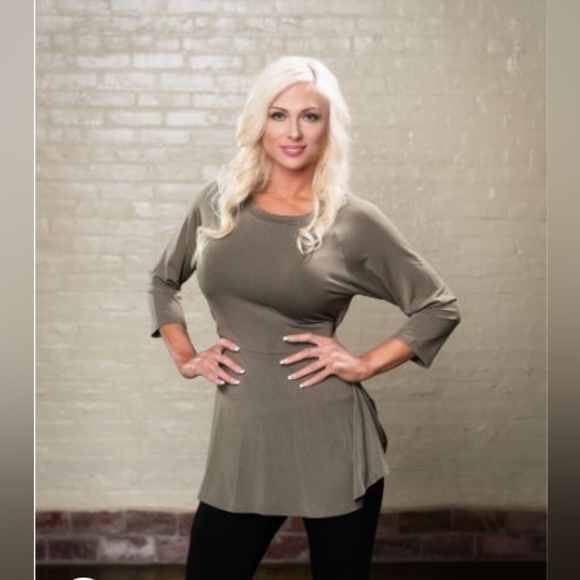 UbU Tops - UbU Fatigue Green Scoop Neck Flirty Tunic - Size L